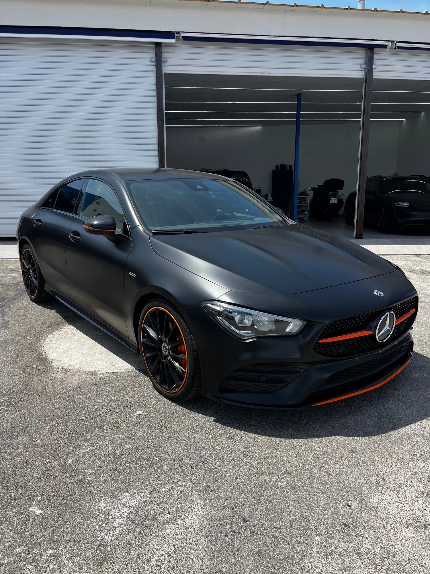 Mercedes CLA Edition 1 vinilado mate gris Diamond Details